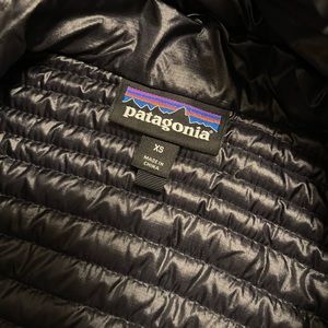 Patagonia duck down parka. Size xs.